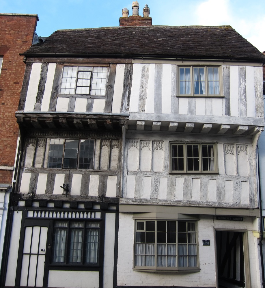 Buildings-in-Ludlow-©-Tudor-Times-2015