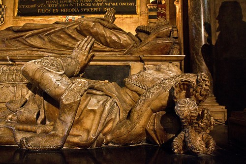 Memorial-in-Salisbury-Cathedral-erected-to-Lady-Katherine-and-the-Earl-of-Hertford-by-their-grandson-William-Seymour-2nd-Duke-of-Somerset-in-the-1620s