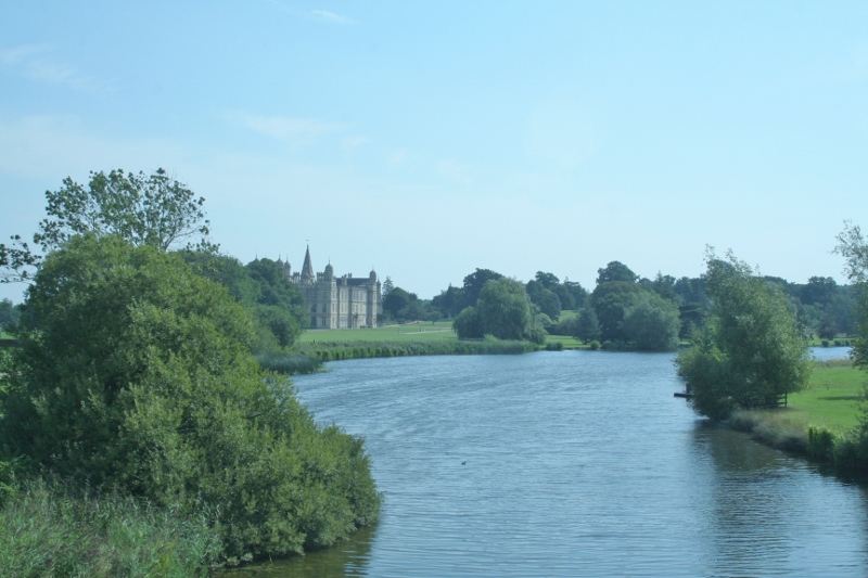 Burghley-House-from-the-Lion-Bridge