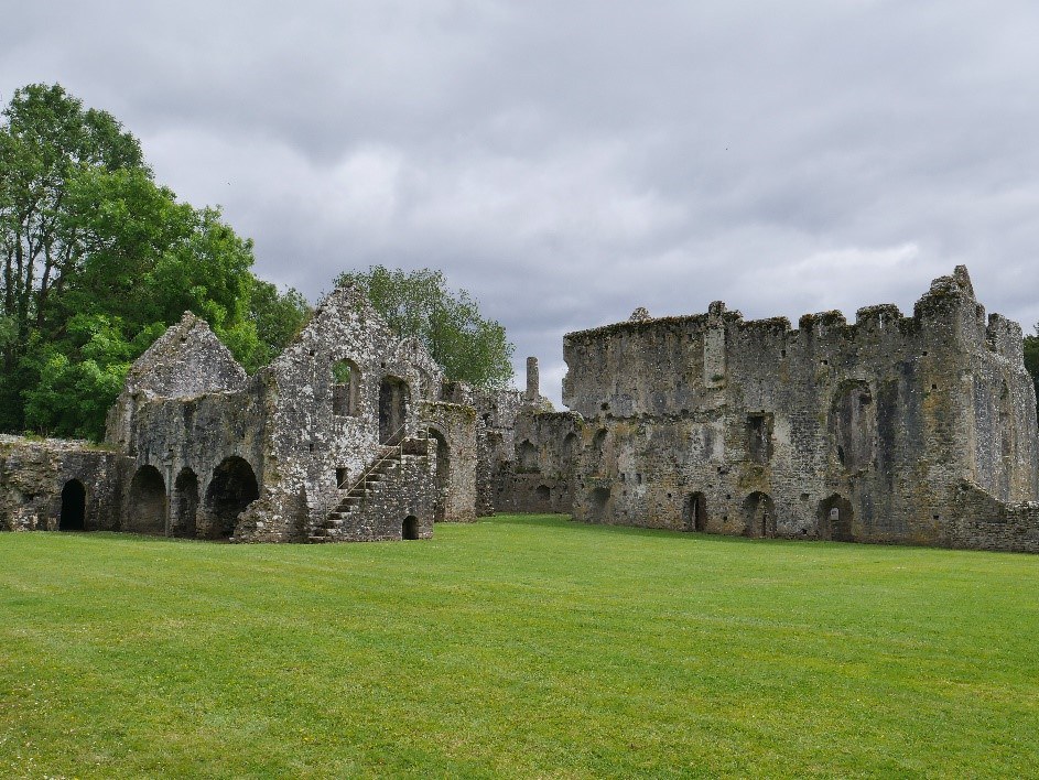 Lamphey Llandyfai Bishops’ Palace – Chapel To Left Western Hall To Right © Tudor Times Ltd 2019